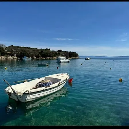 Marina 11 *